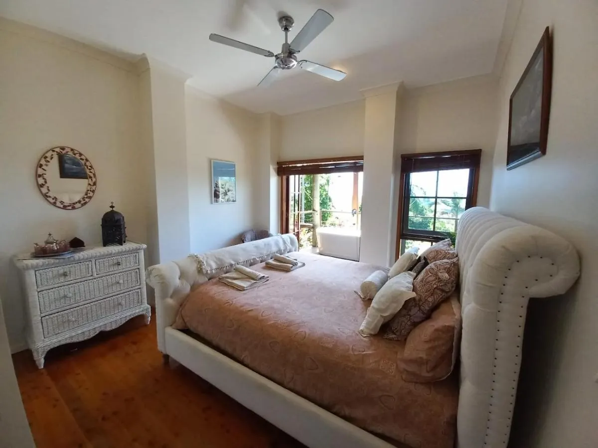 The Junglehouse Noosa Villa Doonan Lodge