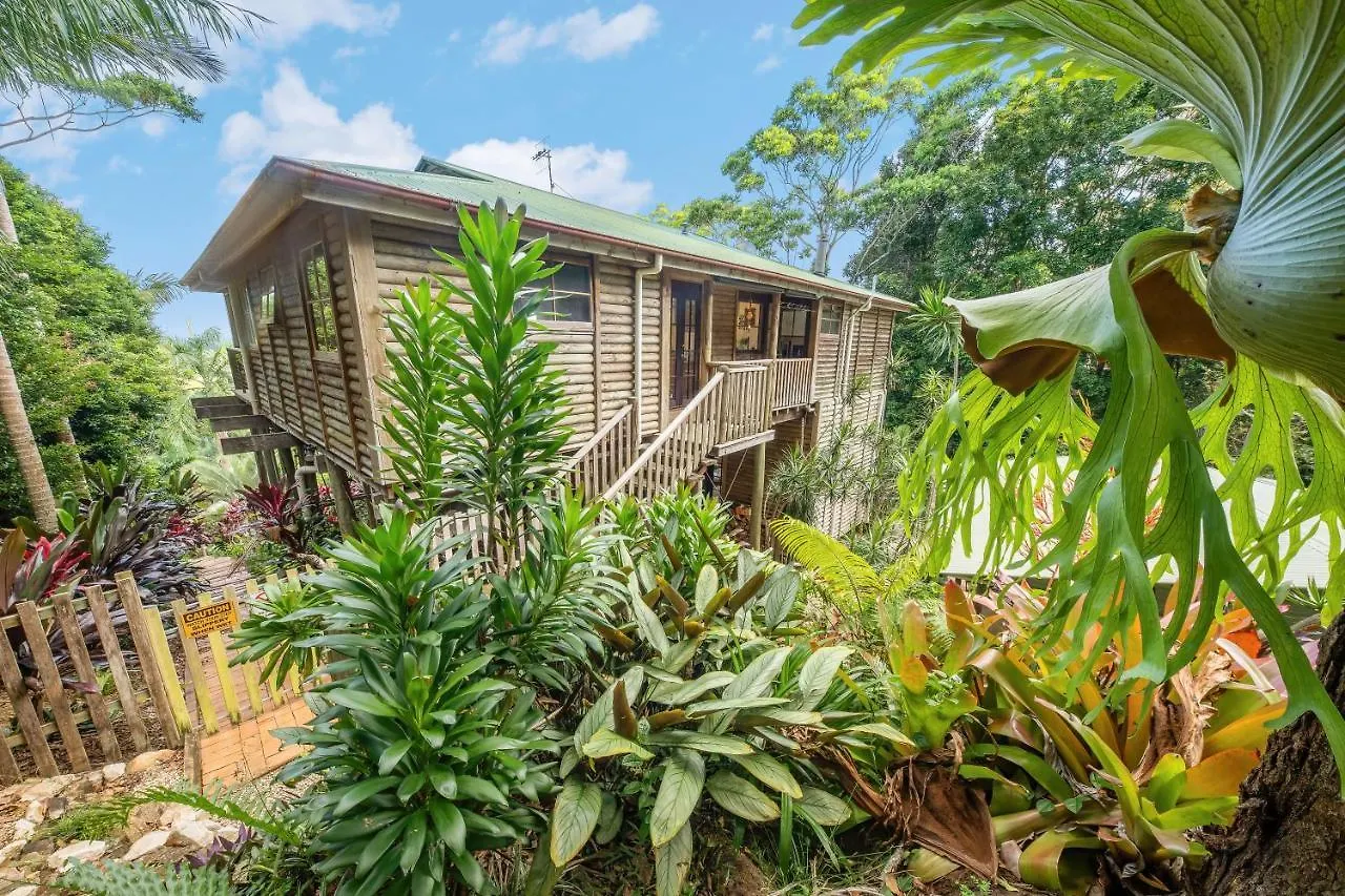 The Junglehouse Noosa Villa Doonan Lodge